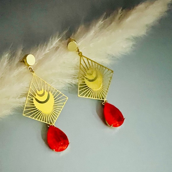 Delicate Statement Gold & Orange Dangle Earrings - Long Trendy Stylish Earrings - Picture 14 of 17